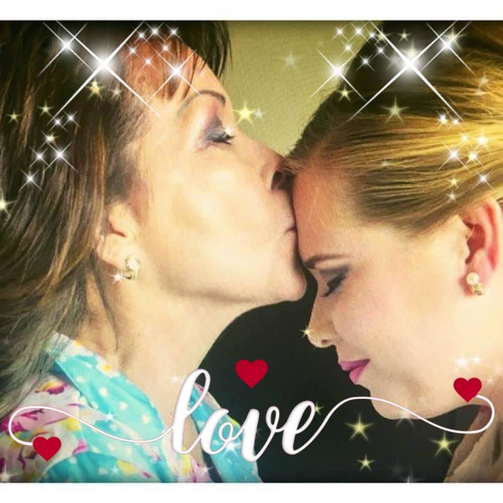 Meet your Posher, Miriam